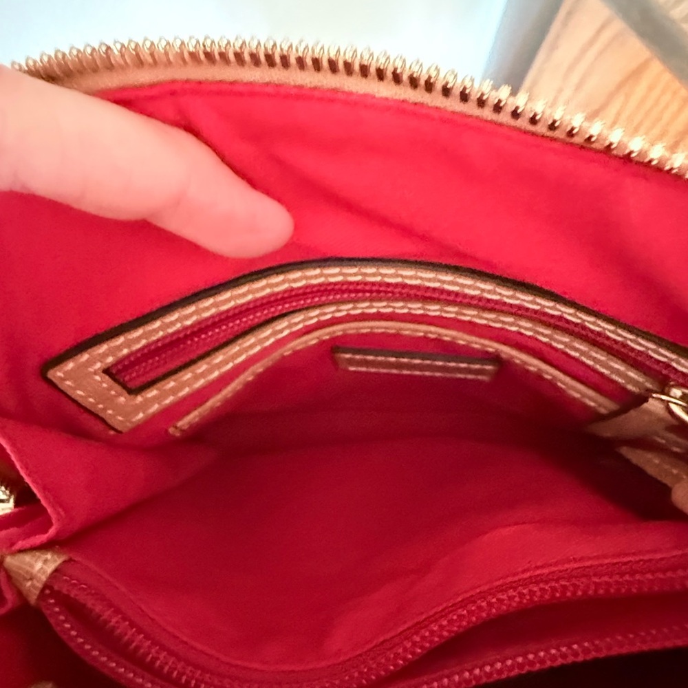 Dooney & Bourke Trixie Crossbody Bag New - Picture 8 of 13